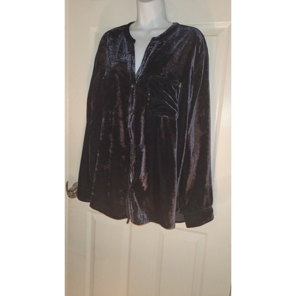 XL Democracy Crushed Blue Velvet Button Up Top Coat Tail Back Long Sleeve EUC - Picture 3 of 7